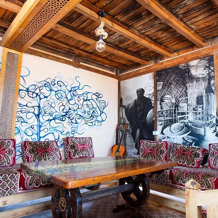 Anza Surfhouse Bed and Breakfast Agadir Buitenkant foto